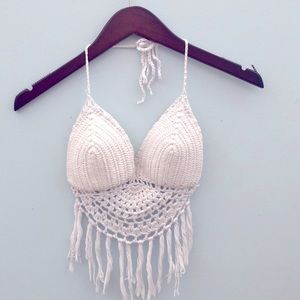 Crotchet halter top